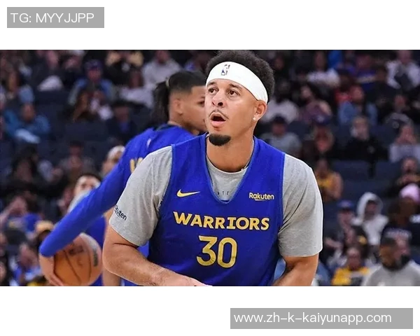 邓利维谈年轻球员成长期待强调与库里和追梦默契合作的重要性 邓利维谈年轻球员成长期待强调与库里和追梦默契合作的重要性