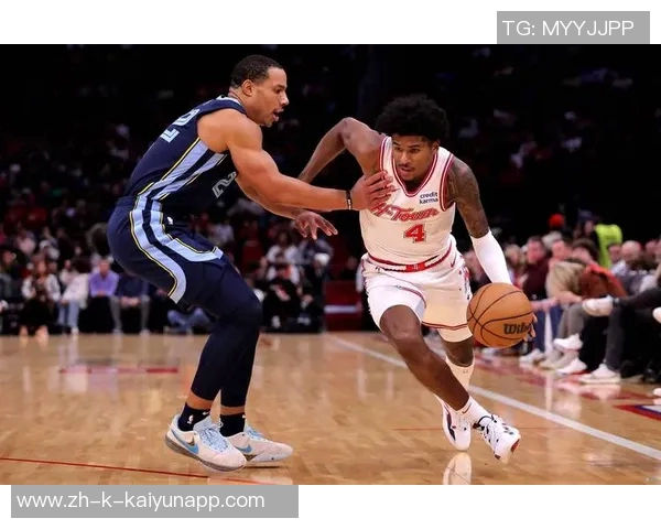 太阳解说员透露球队期待杰伦格林与马威在揭幕战中共同首秀 太阳解说员透露球队期待杰伦格林与马威在揭幕战中共同首秀