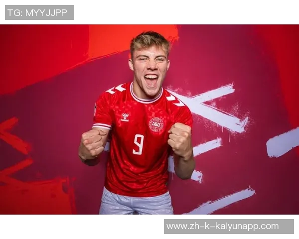 埃里克森称赞霍伊伦心理素质出色并努力工作曾遭不公对待 埃里克森称赞霍伊伦心理素质出色并努力工作曾遭不公对待