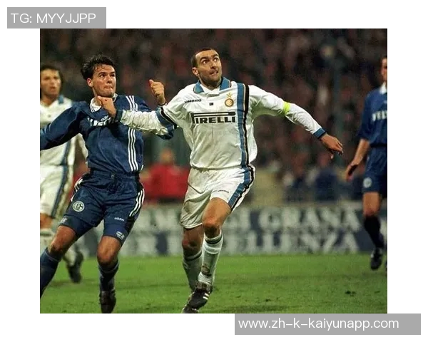 贝尔戈米赞齐沃沟通能力出色深得国米球员信任与共鸣 贝尔戈米赞齐沃沟通能力出色深得国米球员信任与共鸣